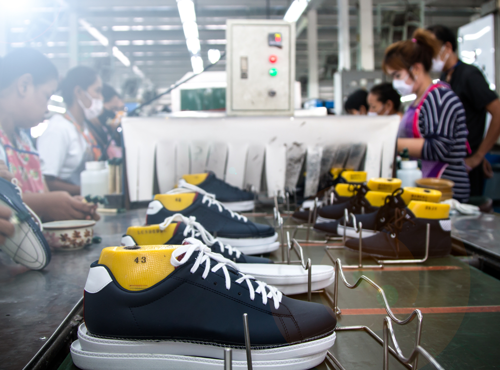 Footwear manufacturing and assembly process