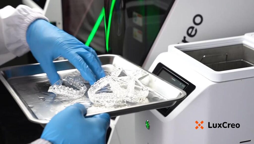 iLuxWash Dental – Automated Ultrasonic Agitation